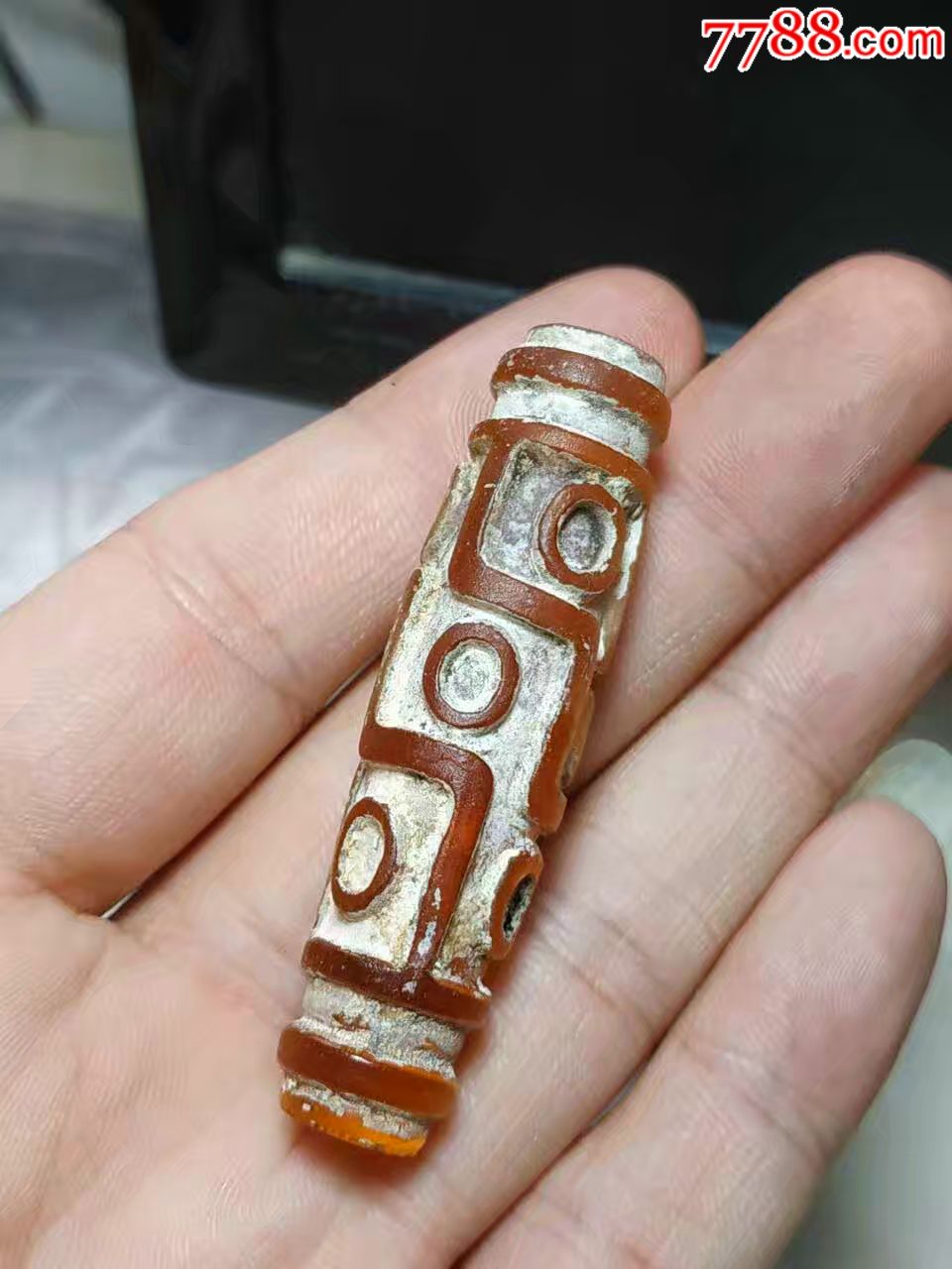 爷爷古玩店不干了特价处理老琉璃天珠