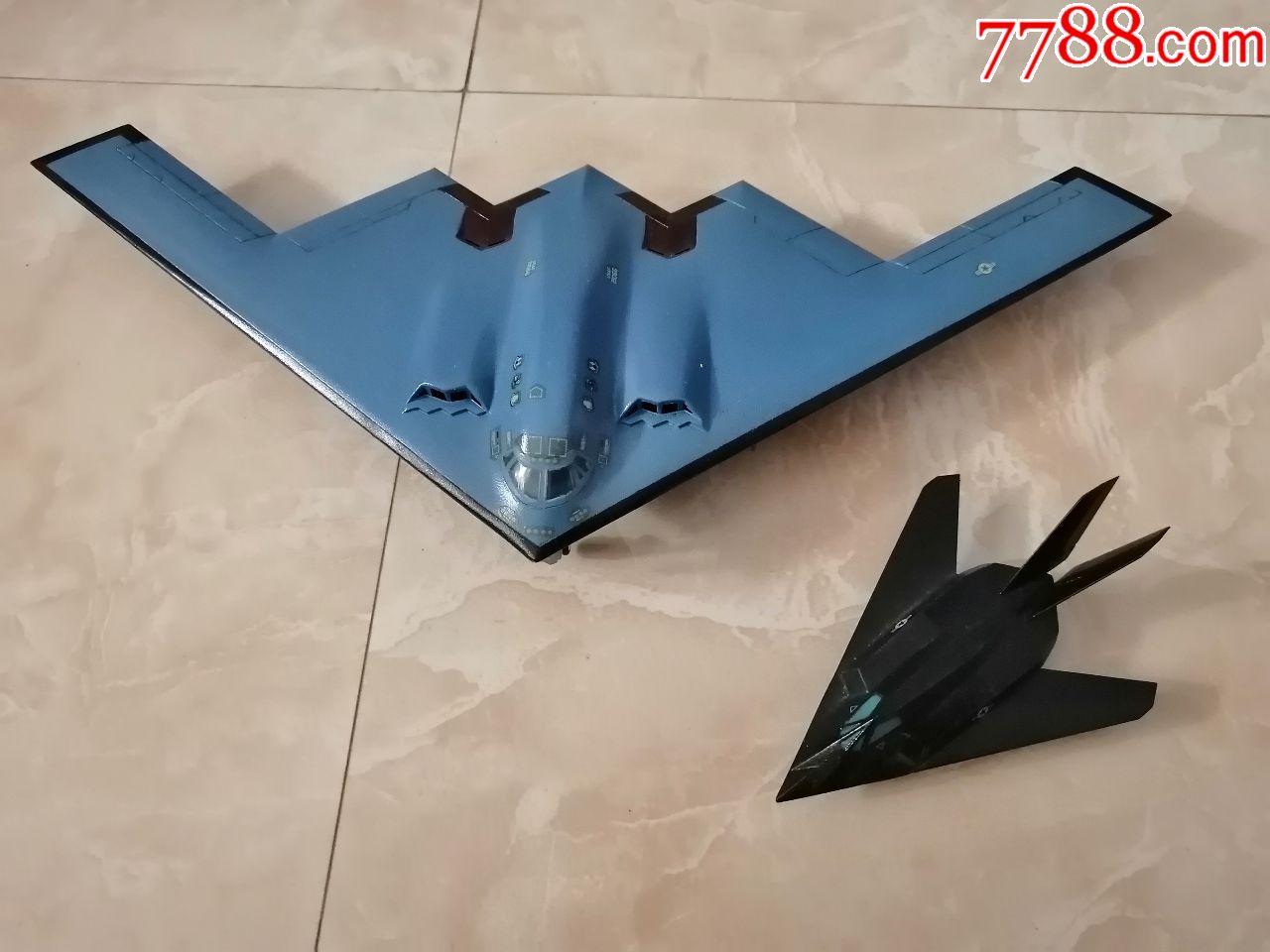 美国b-2轰炸机,f-117隐身战斗机成品_飞机/航天模型【玩藏小店】_第1