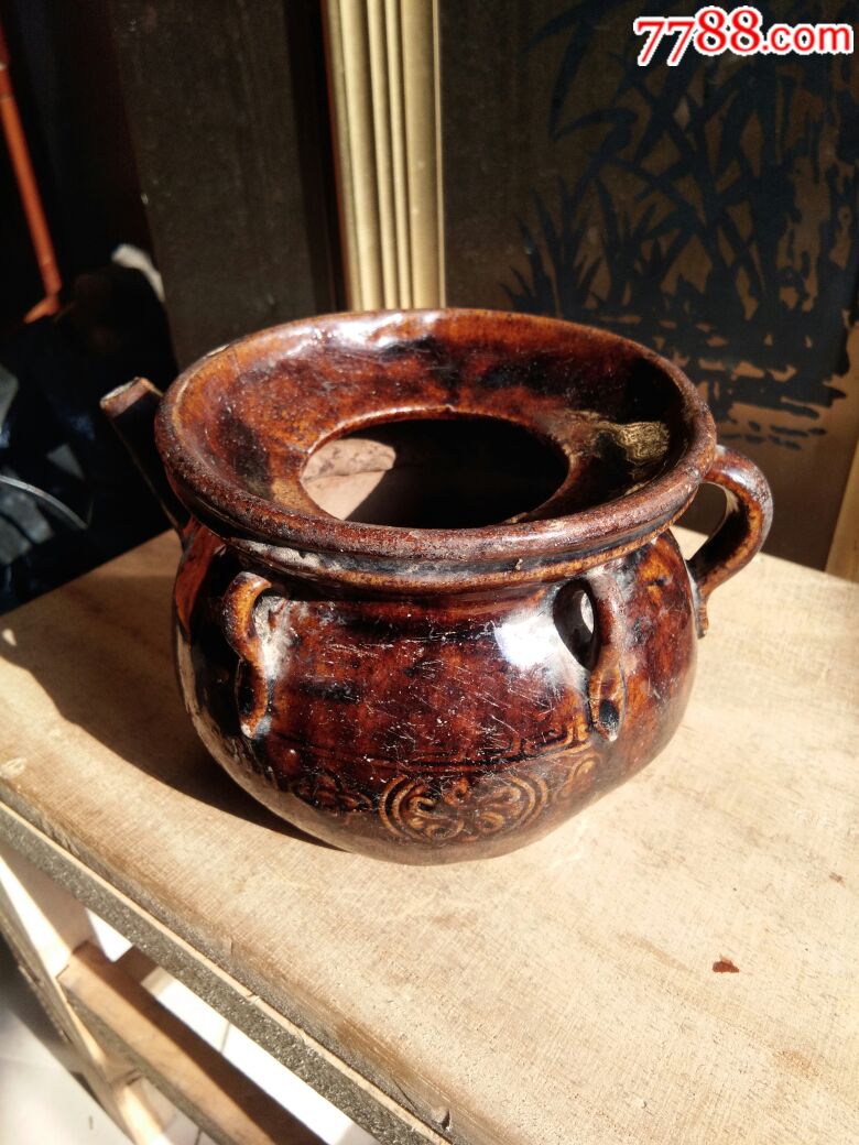 清代挂釉刻工芯油灯壶