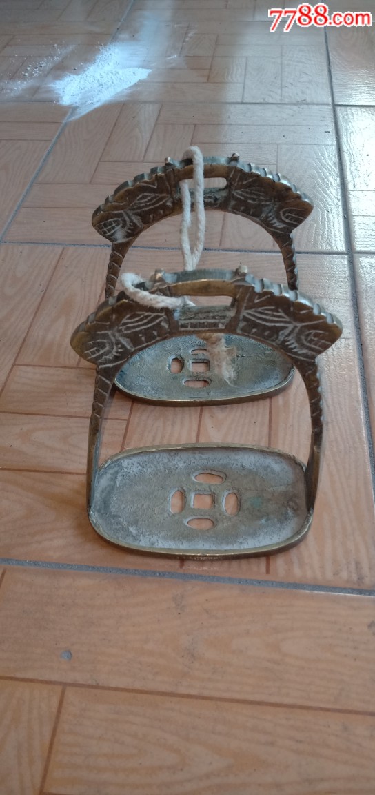 清代铜马镫铜马登子清代黄铜马镫老黄铜马镫雕工_价格2000.