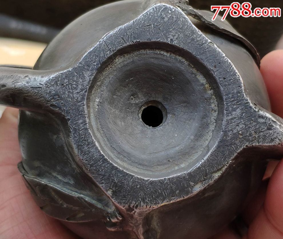 清代华峻款锡制倒流壶