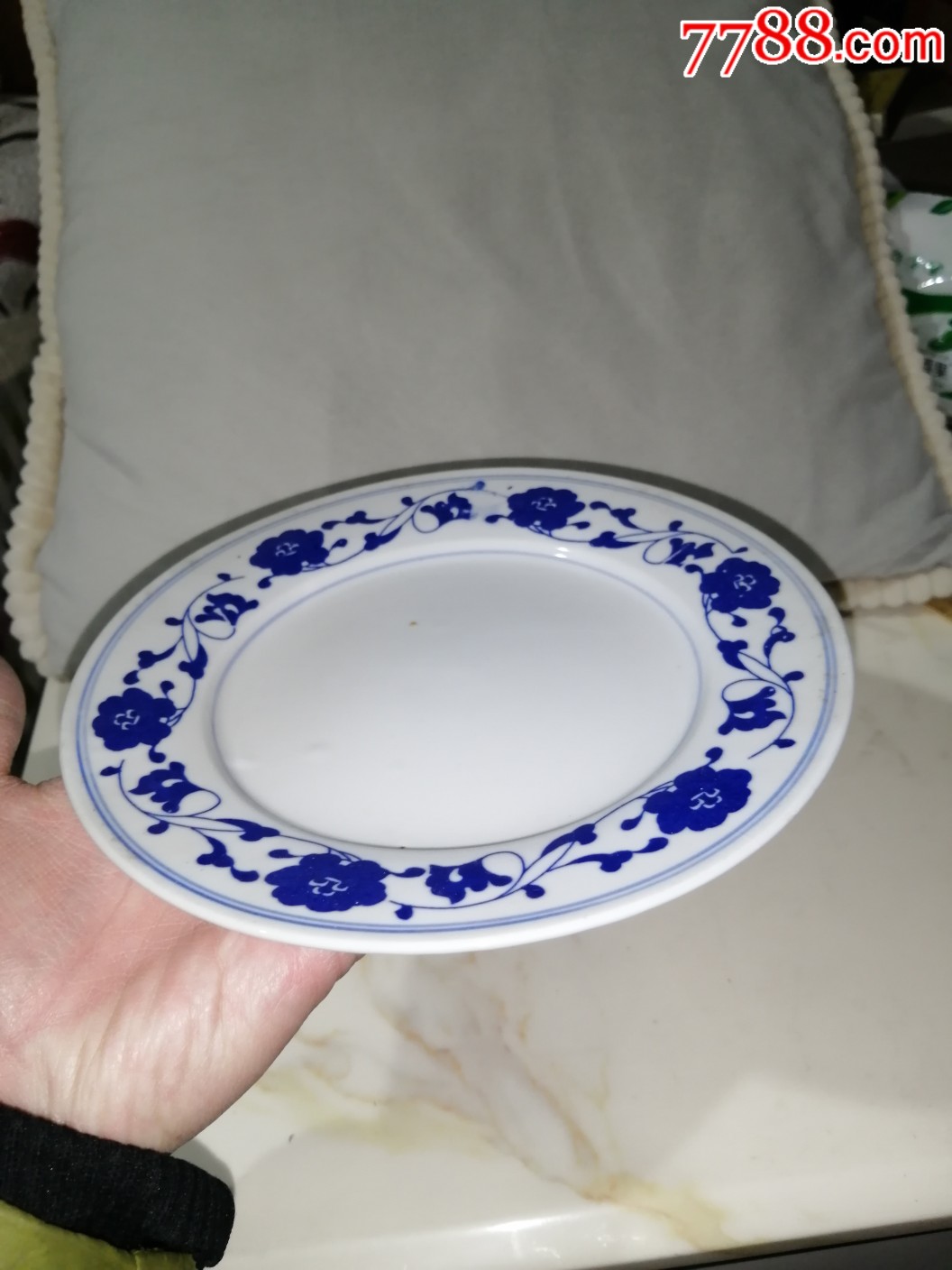 80年代景德镇青花缠枝盘子