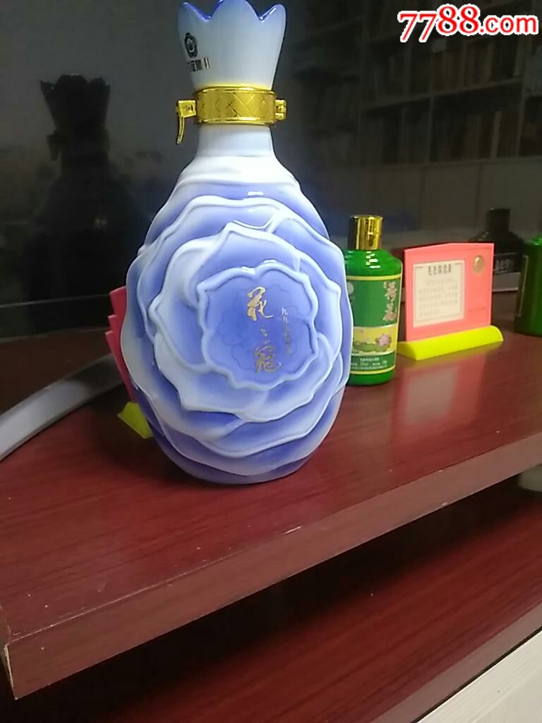 花之冠酒99珍藏52度