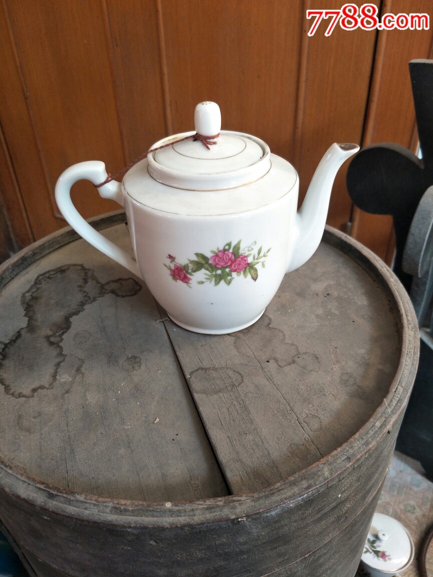 景德镇老茶壶