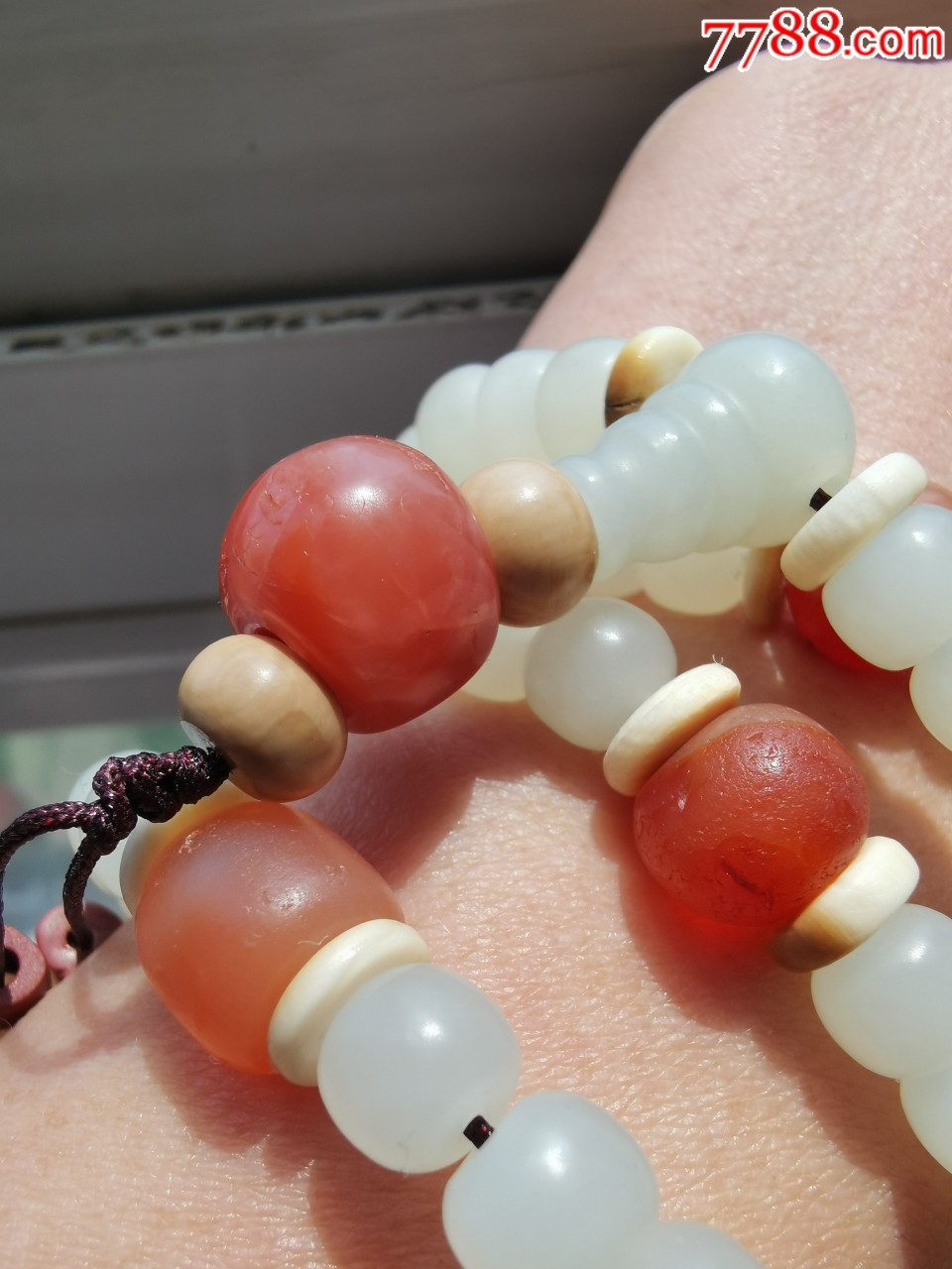 108和田玉珠串,老珠子做配饰