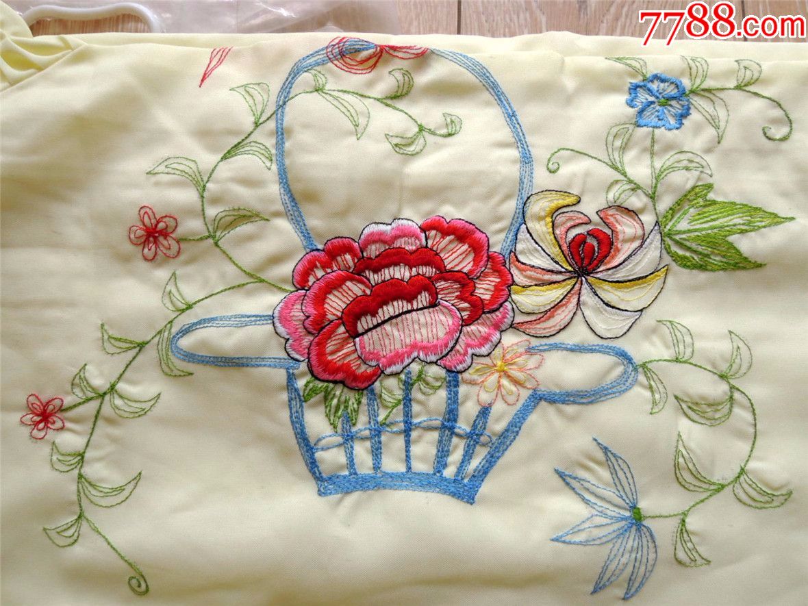 1991年我军各部委慰问云南前x参战官兵等绣花纪念被套-黄03全新