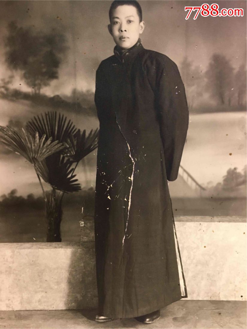 民国黑白单人相片