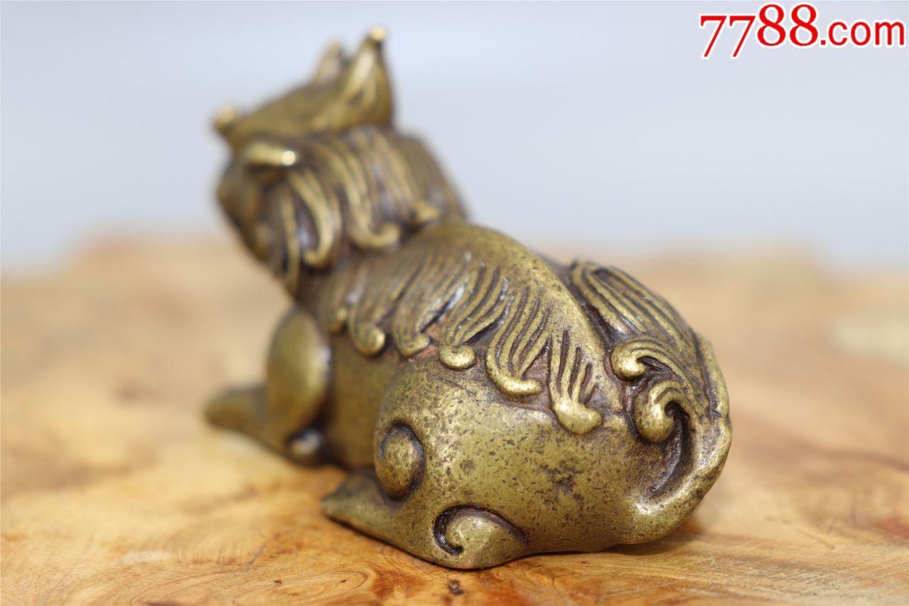 铜器麒麟小摆件