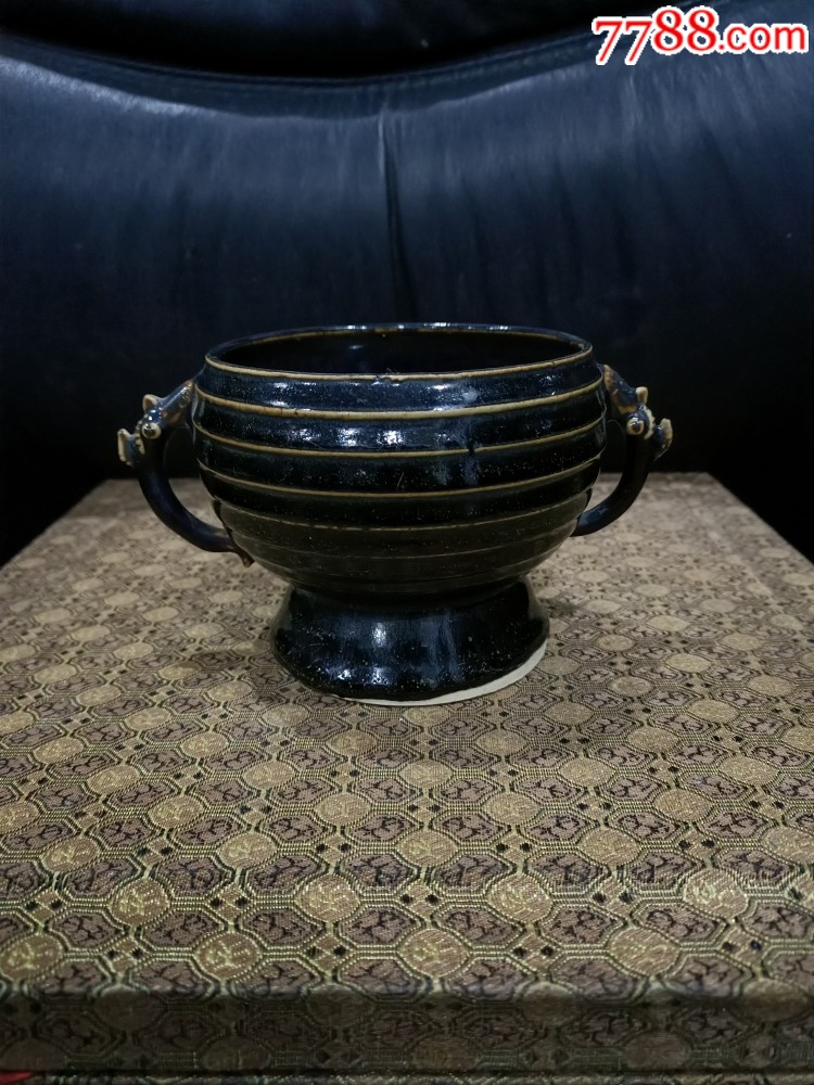 建窑旋纹双耳炉