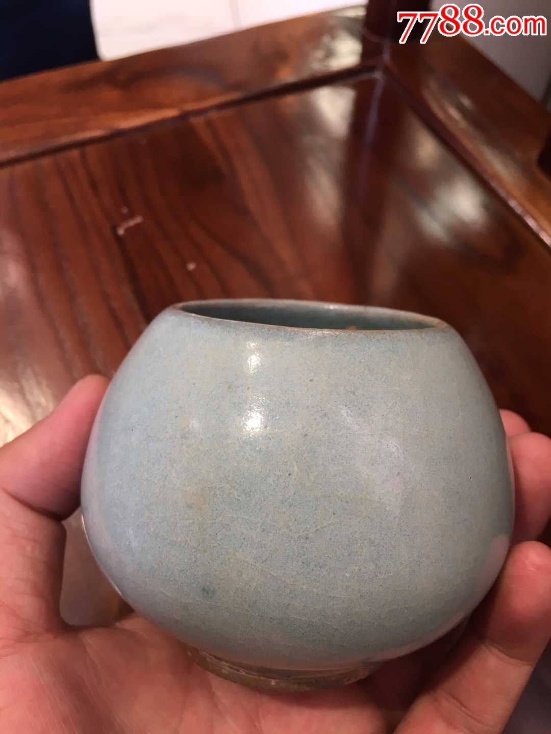 宋代钧窑鸡心罐