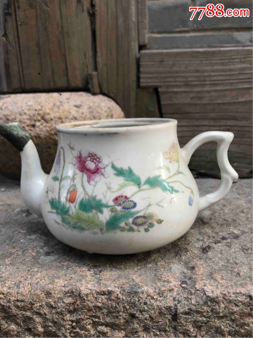 民国官窑粉彩大壶