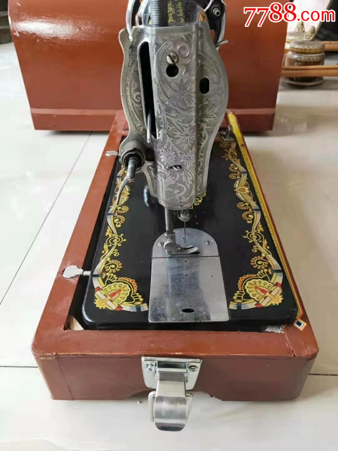 孔雀牌手摇缝纫机一台,_价格1600.0000元_第6张_7788收藏__收藏热线