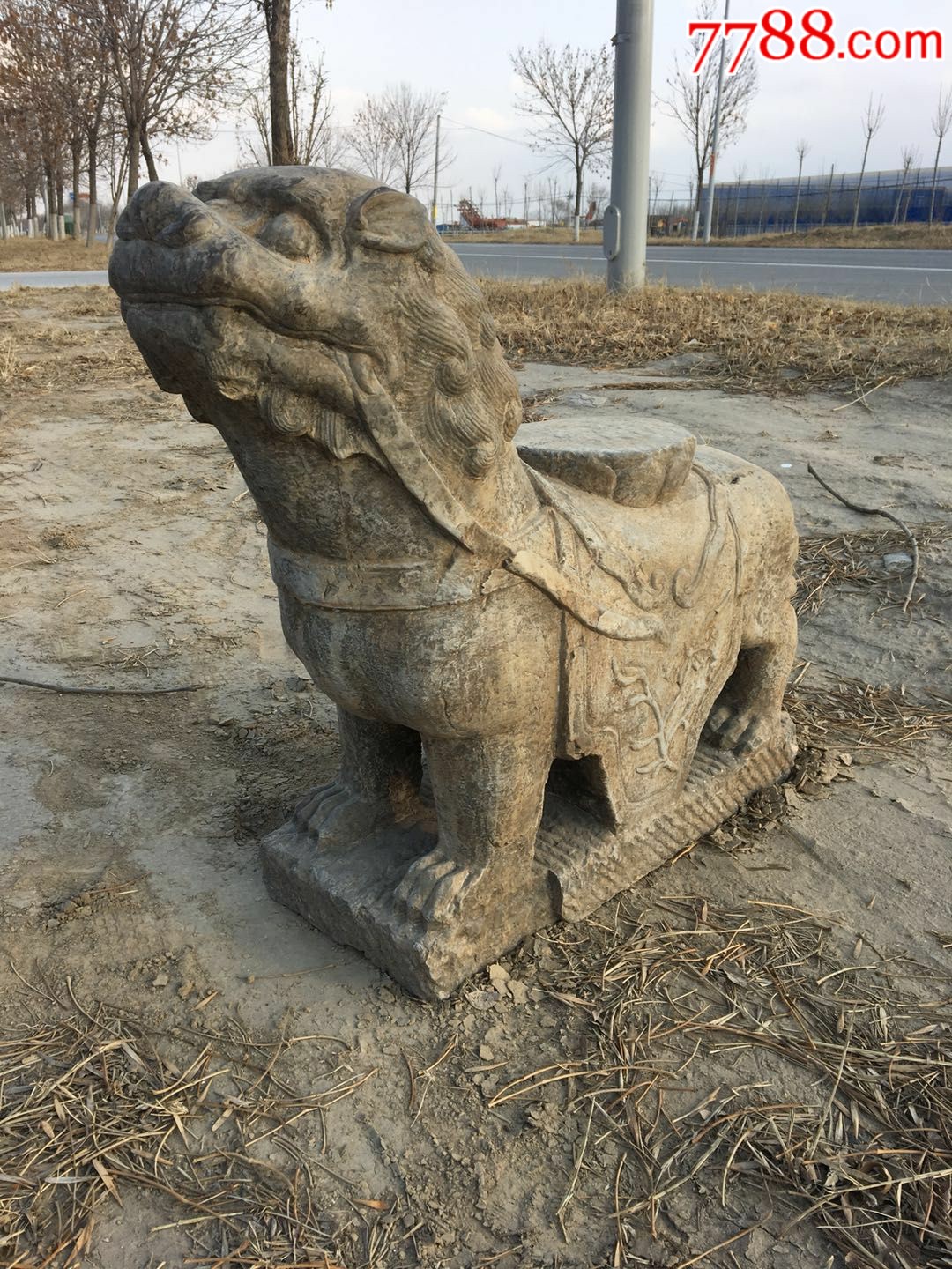 清早期青石石兽一只