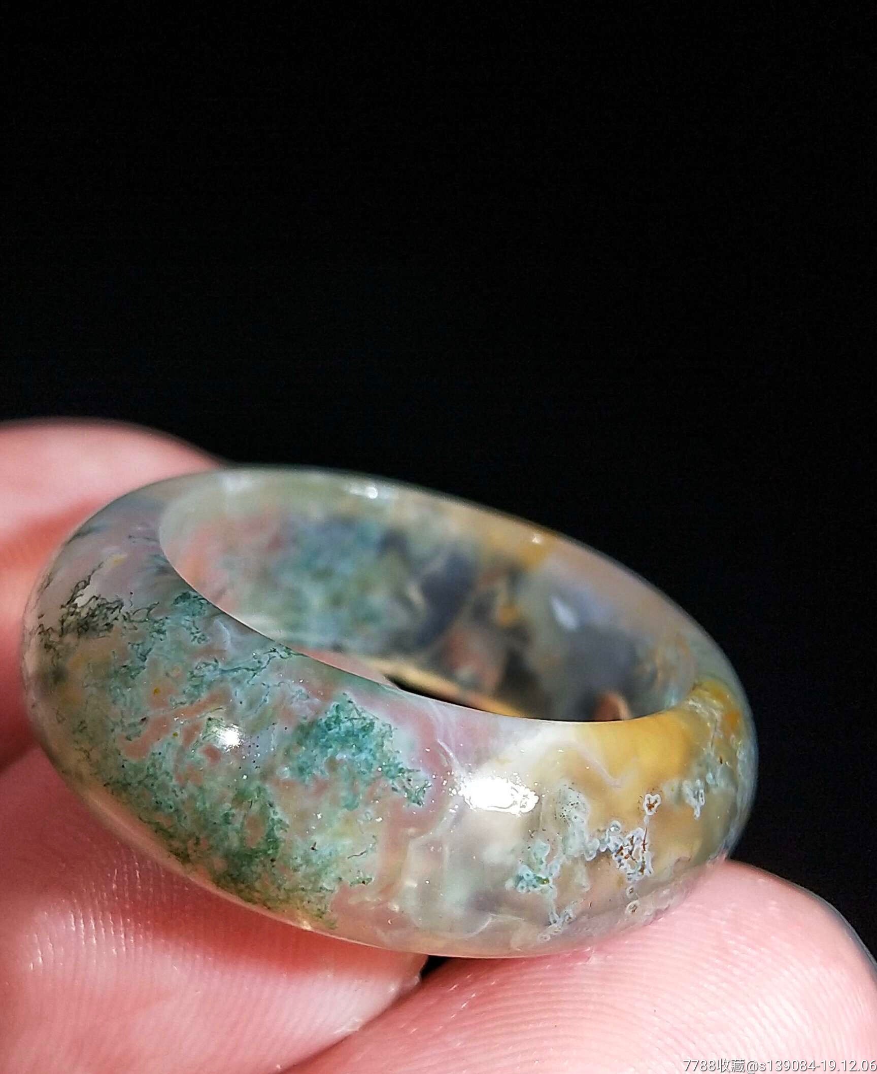 天然埠新红油高冰水草玛瑙戒指天然高冰水草玛瑙戒指口径约20mm,支持