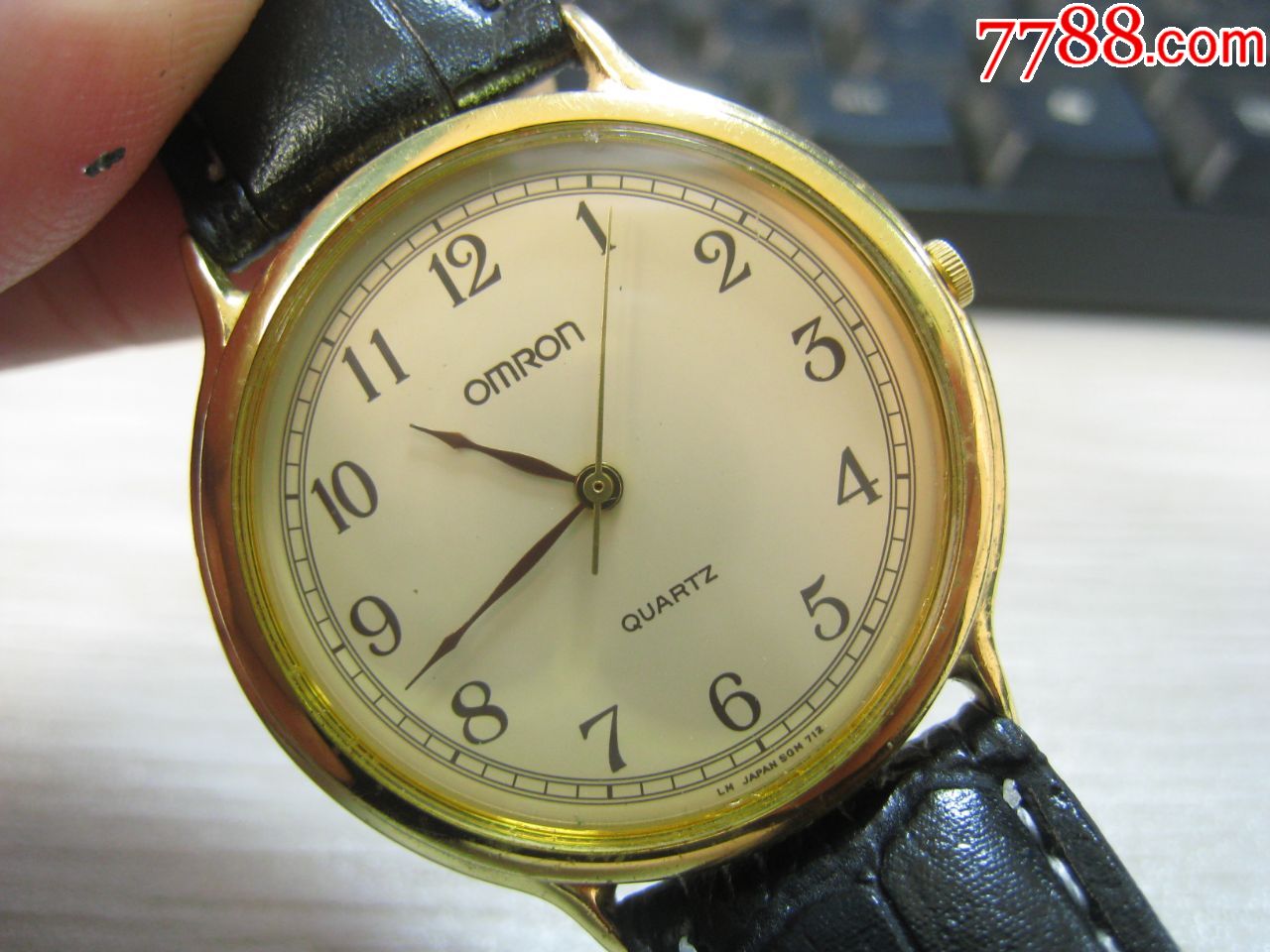 日本古董表包金欧姆龙(石英表)男美品少见
