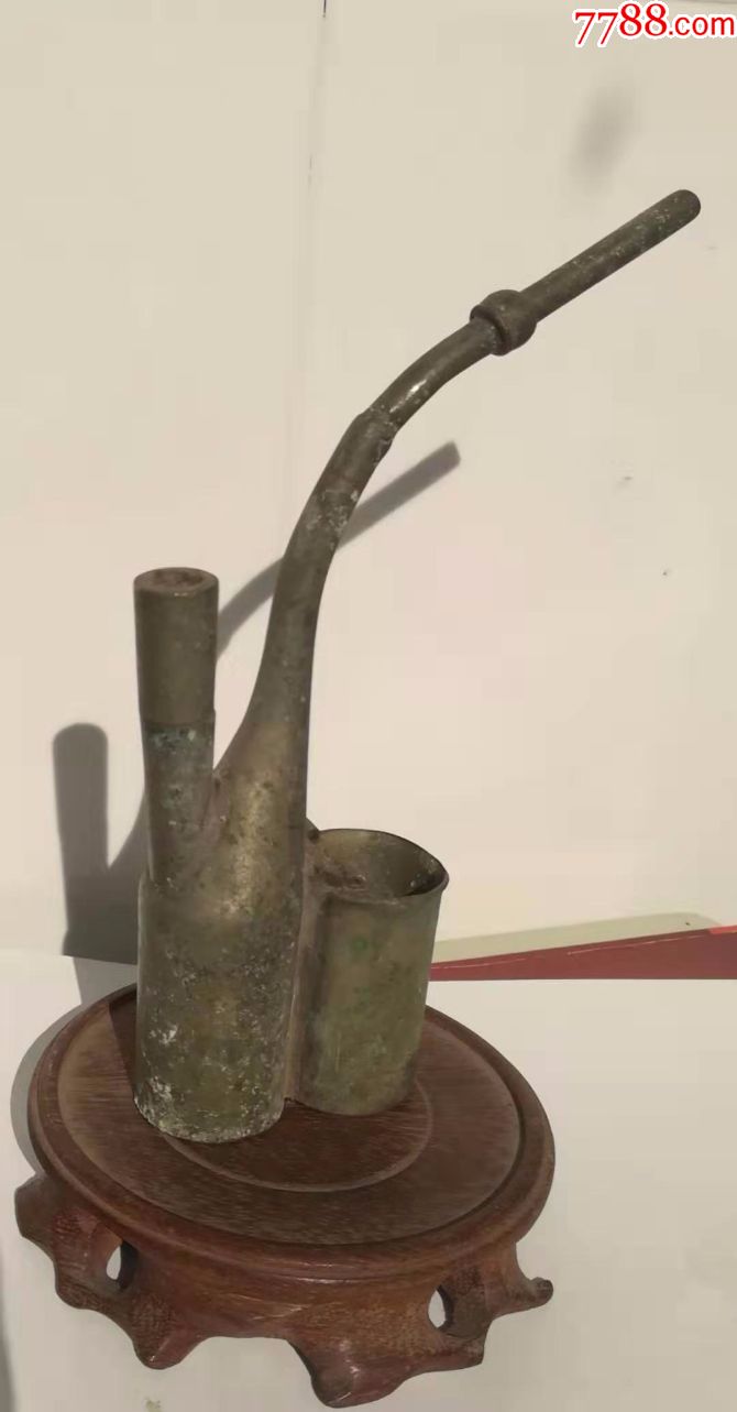 民国水烟袋一把
