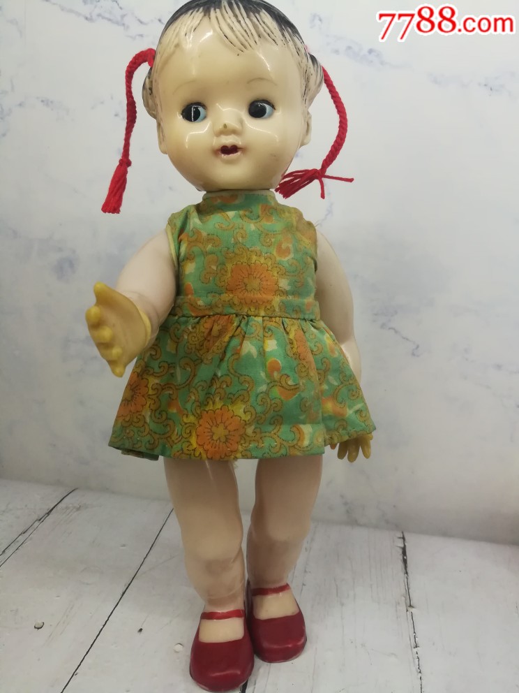 60年代胶皮玩具娃娃