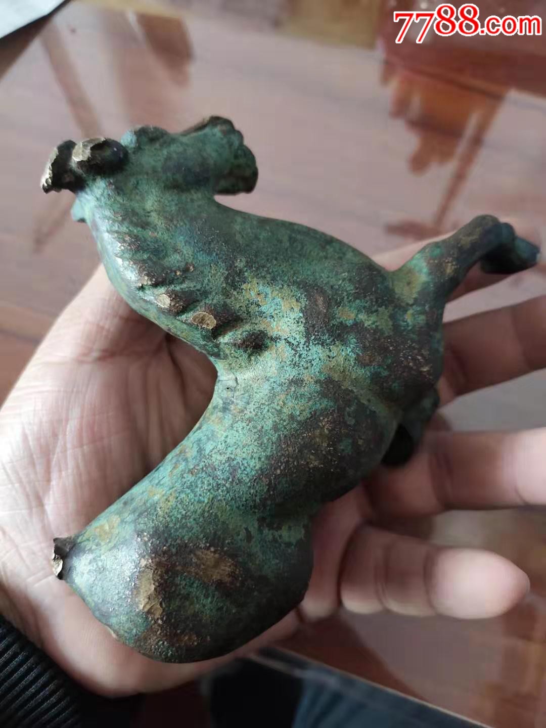 铜马铜杂件有破损