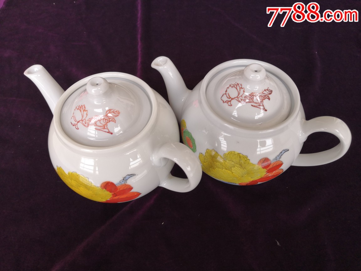 文革醴陵星火瓷厂手绘向日葵花卉壶一对