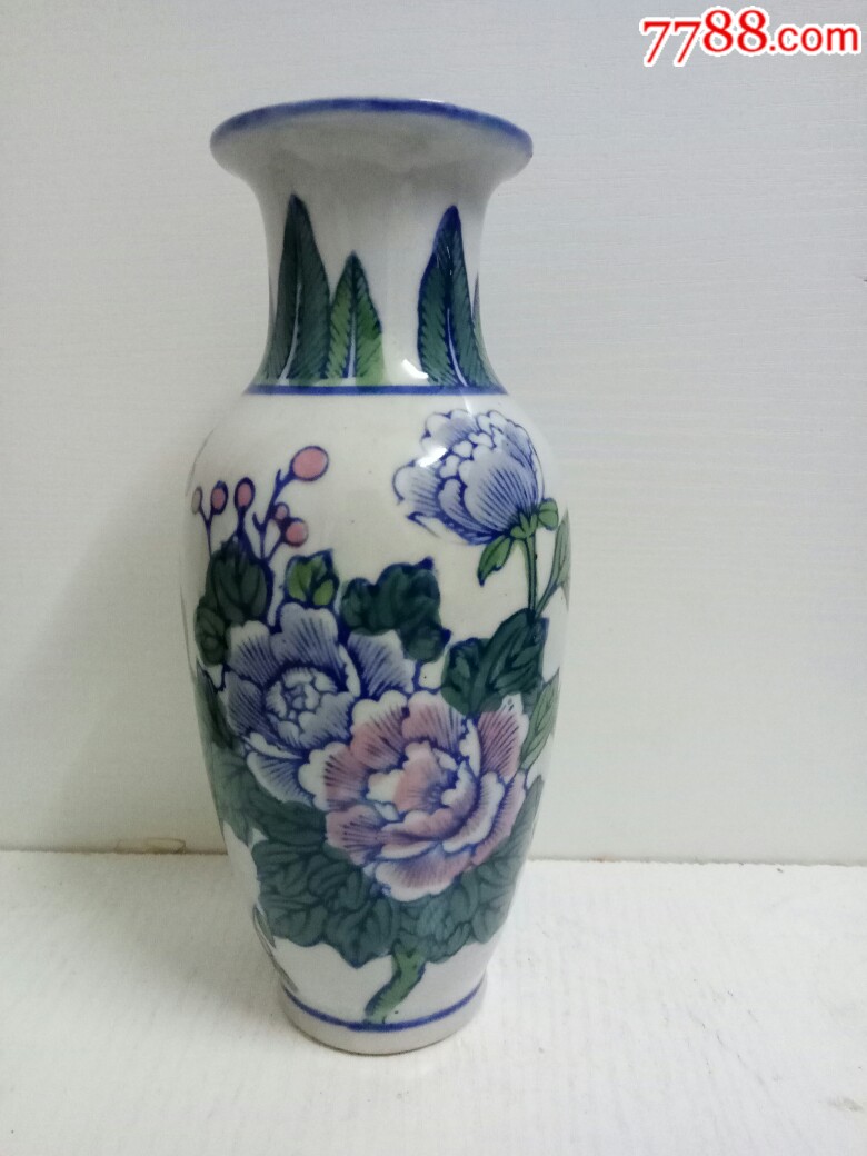 八十年代蝶恋花花瓶