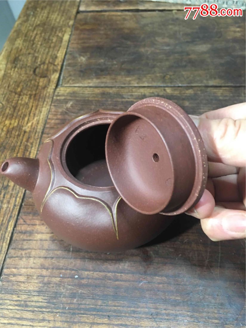 国工徐叶全手工制作的金边荷花紫砂茶壶国工徐叶全手工制作的金边荷花
