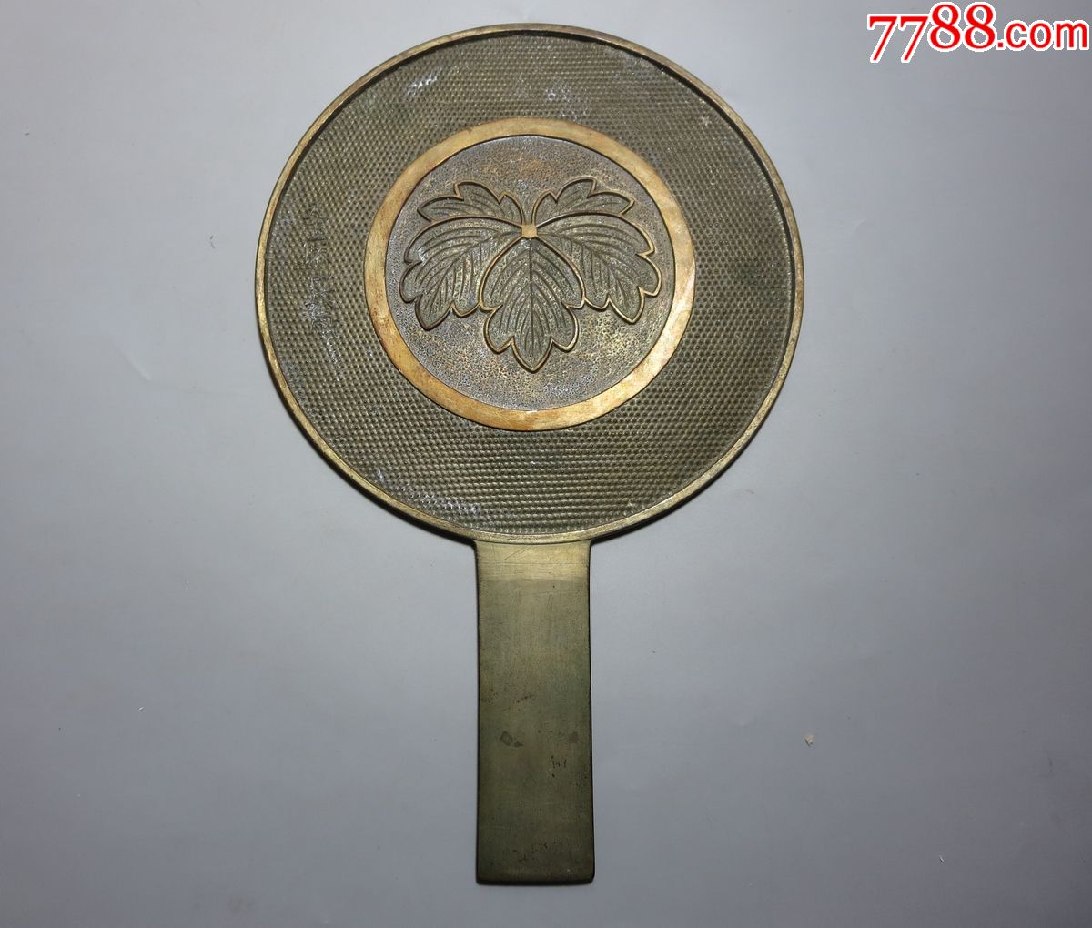 精美.日本江户时期.家徽桐叶纹大铜镜