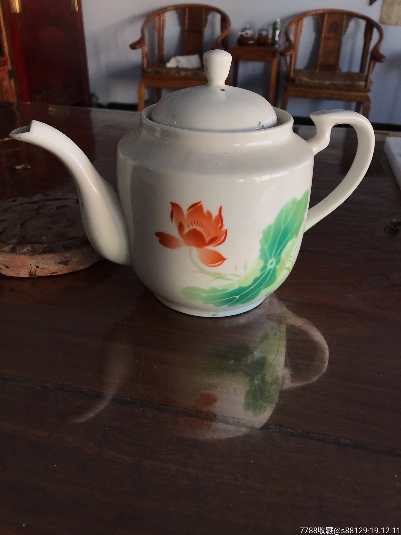 荷花茶壶,茶壶