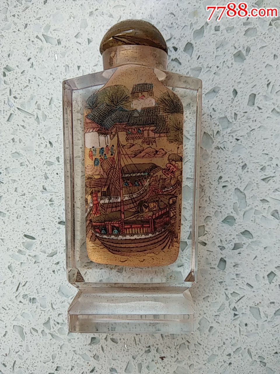 内画鼻烟壶《清明上河图》