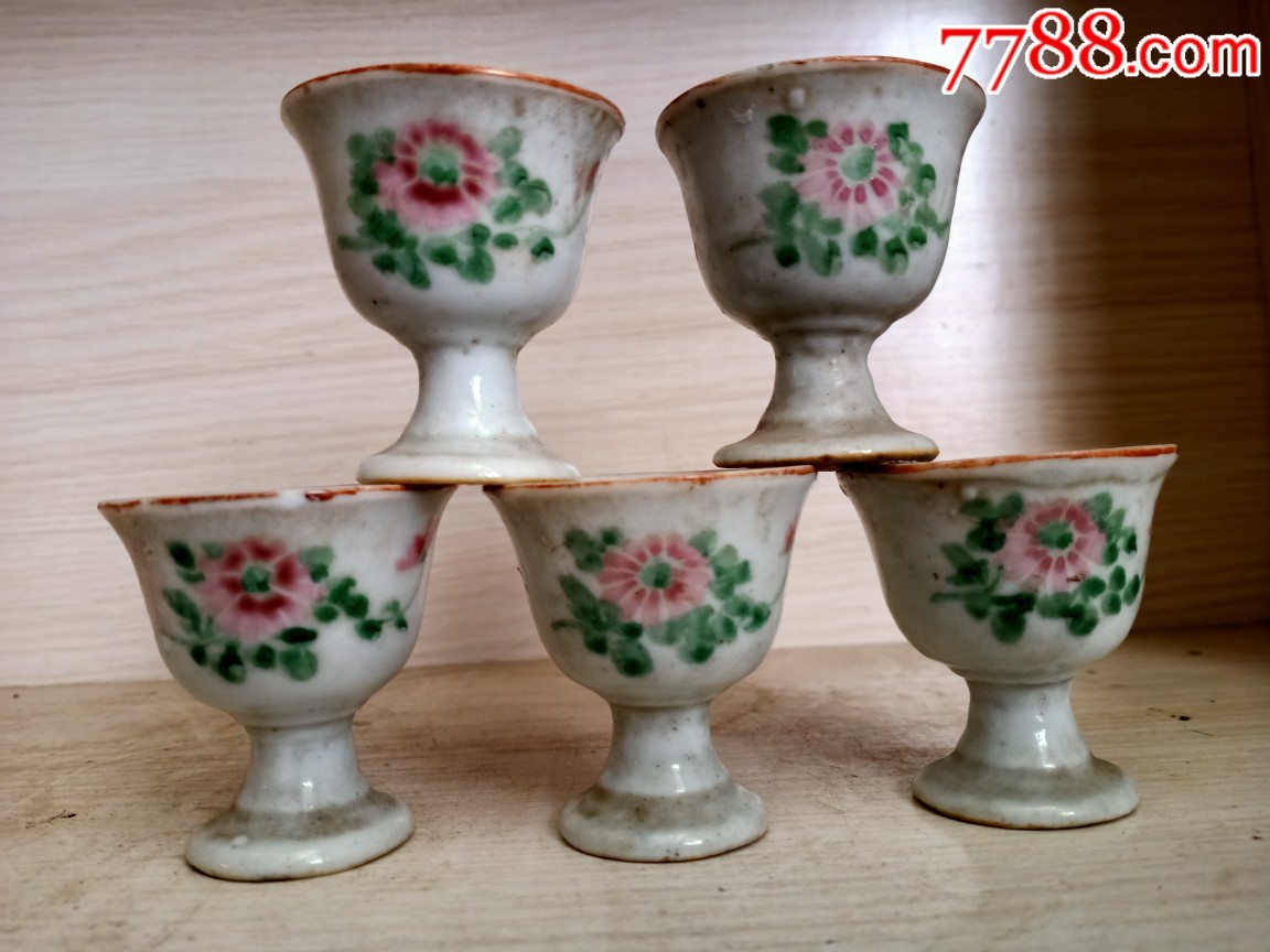 清代民国粉彩高足酒杯五个