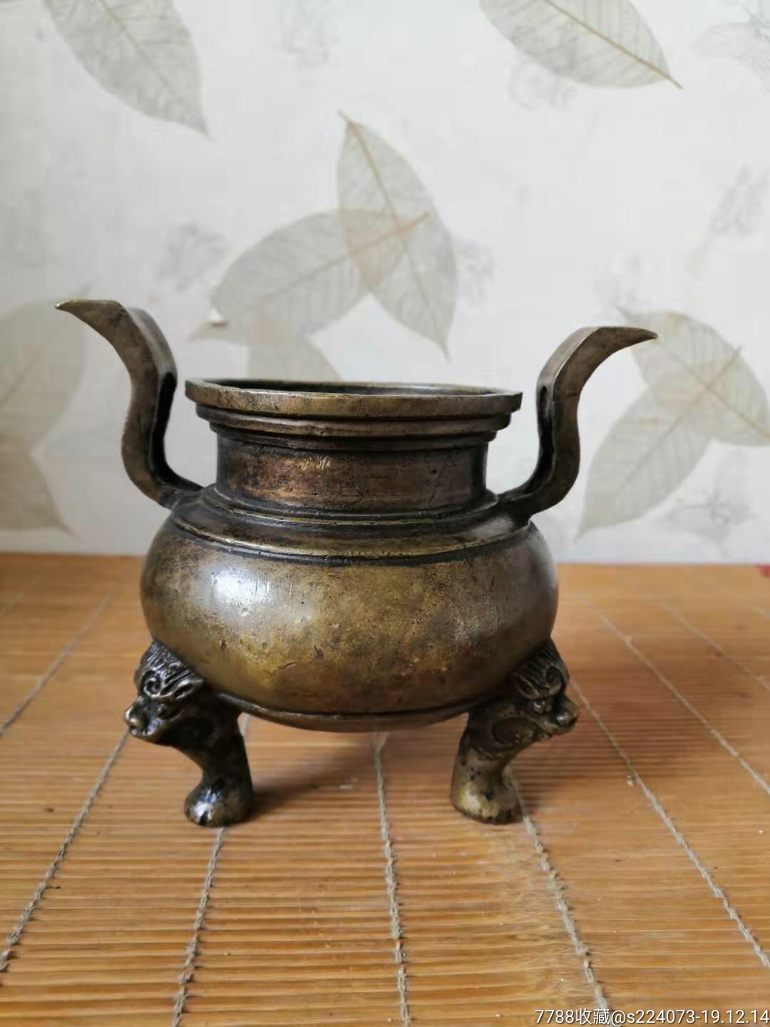 古代农村瓷器香炉图片图片