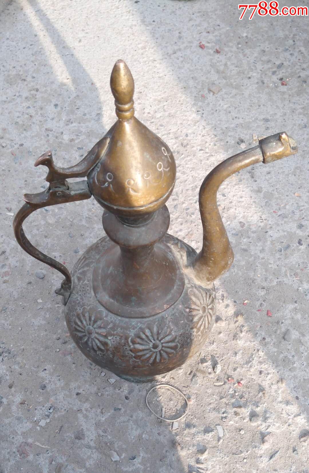 新疆民族红铜手工老铜壶