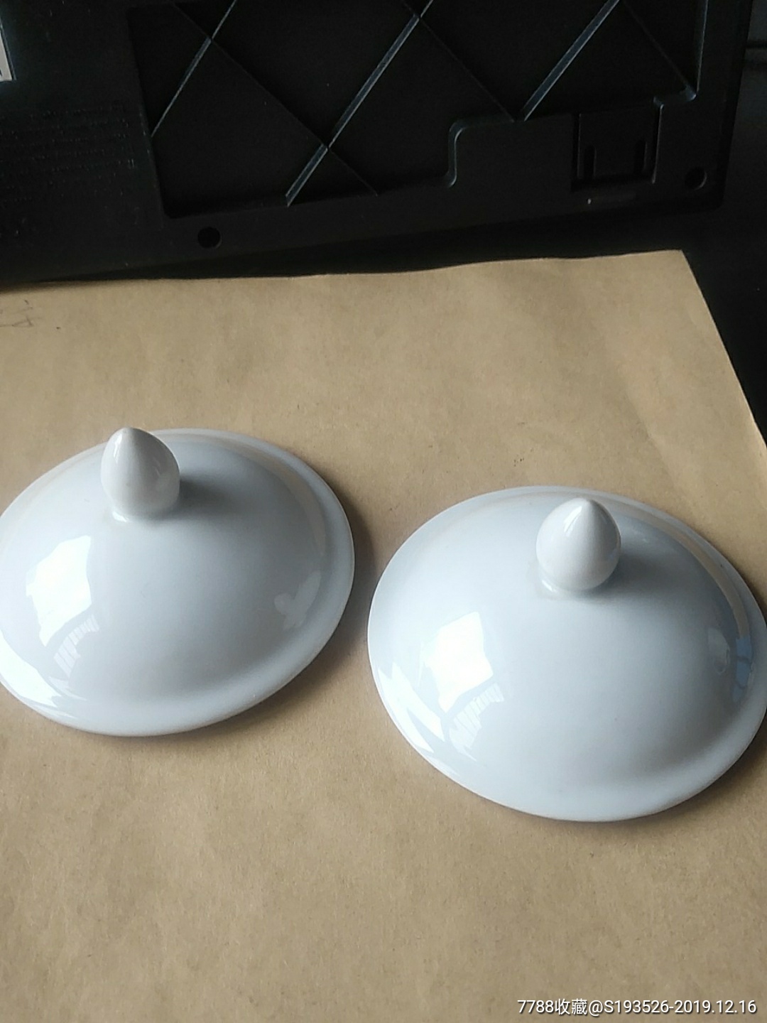 一对茶盖