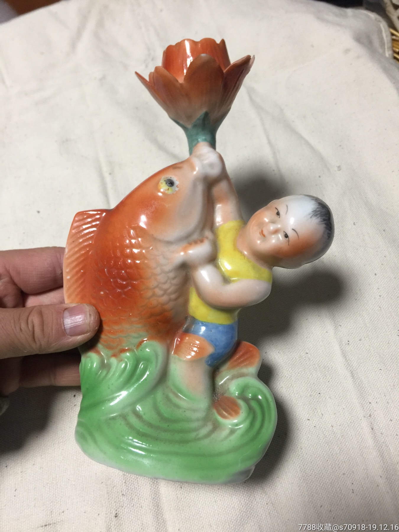 童子戏莲台灯-永胜县陶瓷甲级品-莲瓣有小残,莲花断了粘过.