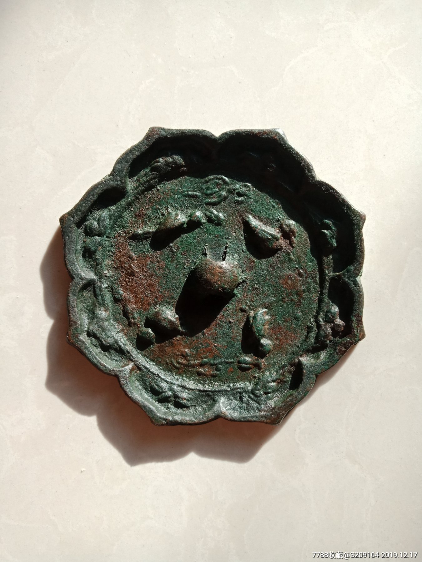 "商品>>>>99唐代八角镜9品￥4,00099汉代铜镜