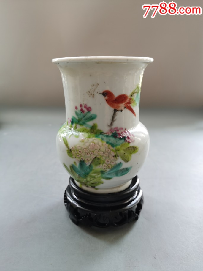 民国粉彩花鸟渣斗