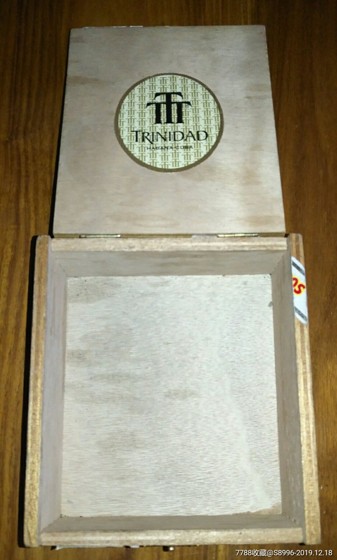 早期:古巴产12支装【哈瓦那ttt牌雪茄】木盒