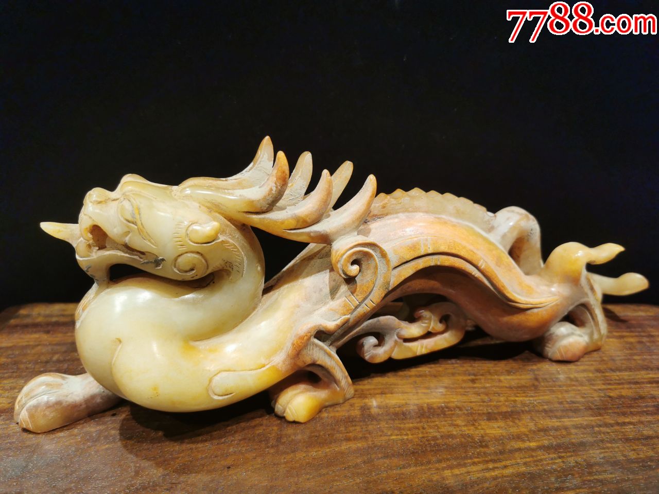 和田玉高古汉龙玉器摆件,玉螭龙整料雕刻,造型威武大气,雕工精湛,和田