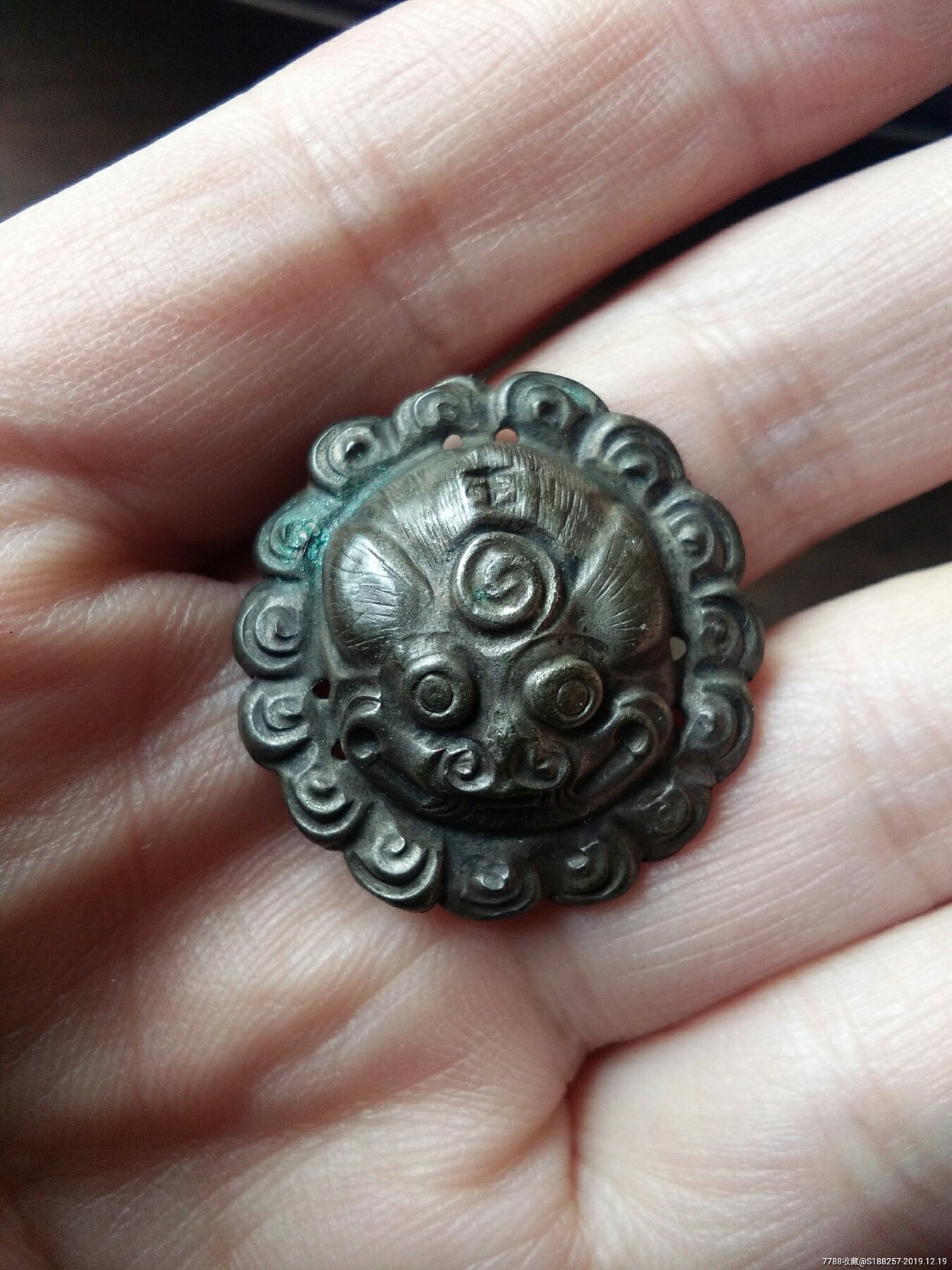 古董旧货老银虎头帽花一个