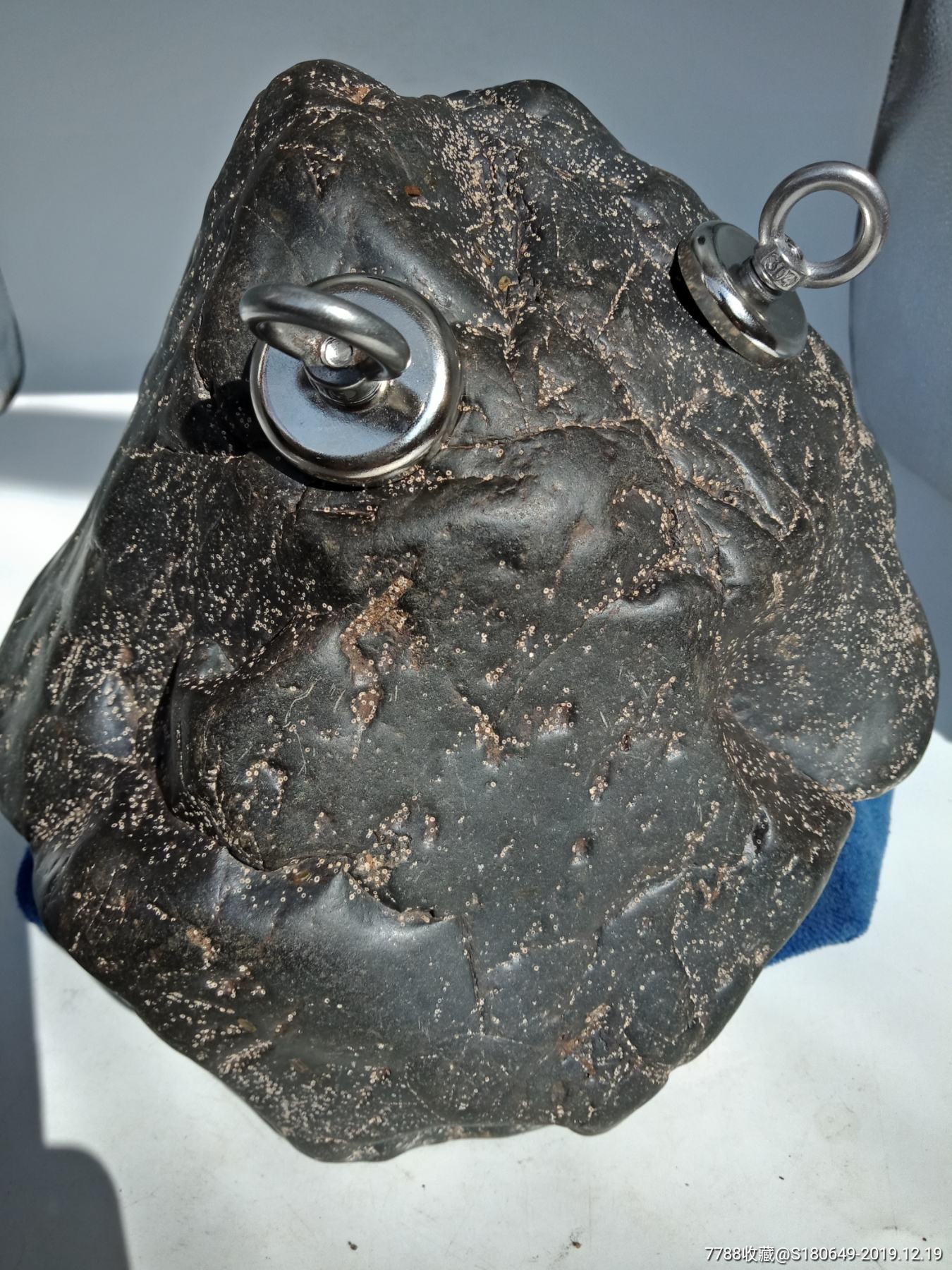 黑宝绿陨石(强吸磁)