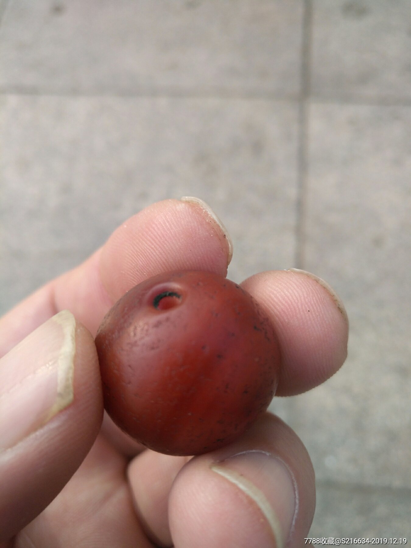 年代久远老南红玛瑙珠子2.