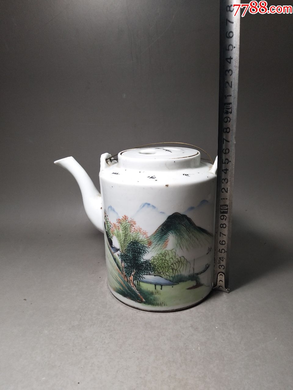 袁義興作粉彩山水茶壺