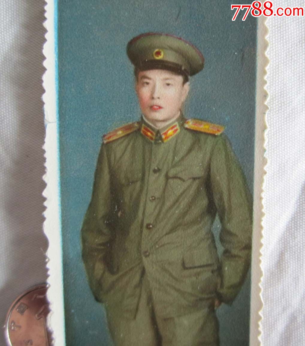 精美的手工上色55军人尉官照