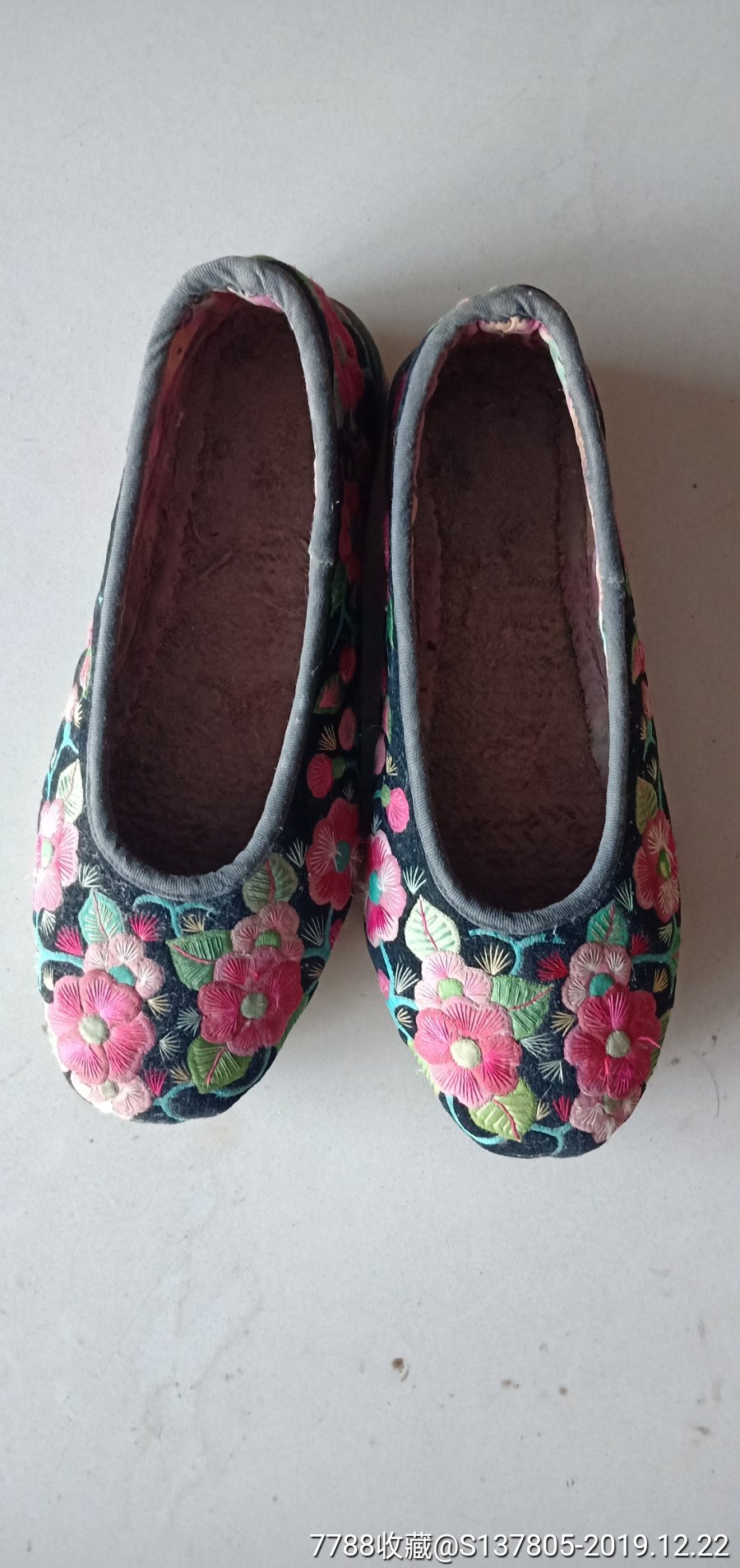 千层底绣花鞋老绣花鞋手工绣花鞋