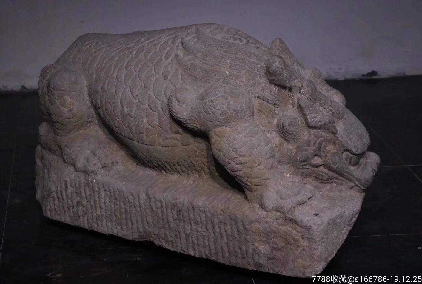 吸水兽吸水兽尺寸高5540100材质青石此兽雕工精细兽角突出
