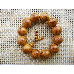 盘了2年已包浆崖柏老料留疤佛珠木手串20MM(se70359433)_7788收藏__收藏热线