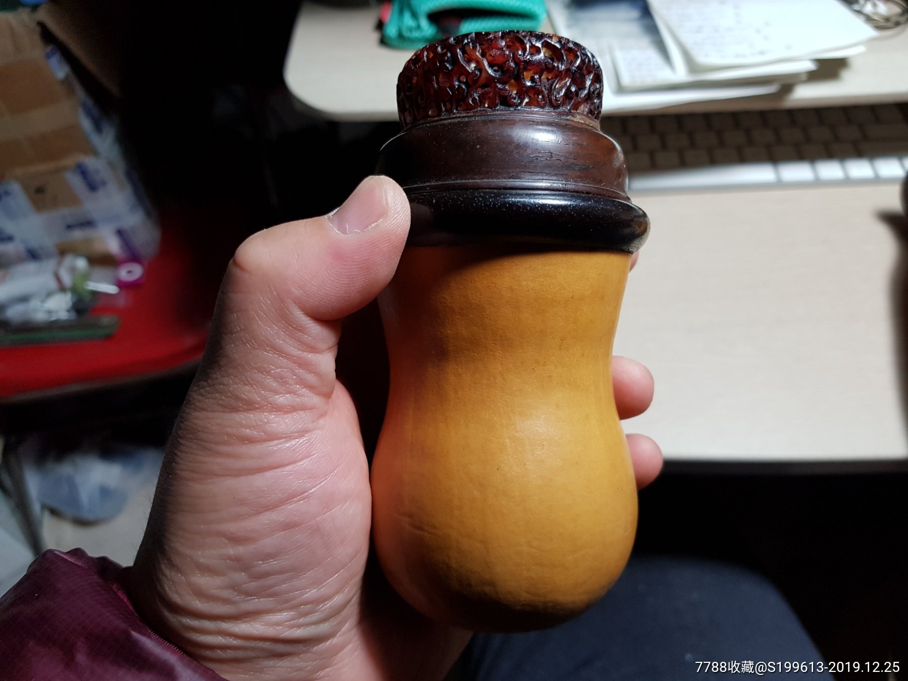 4号,文玩葫芦,红木口,老雕刻蒙心,有虫眼