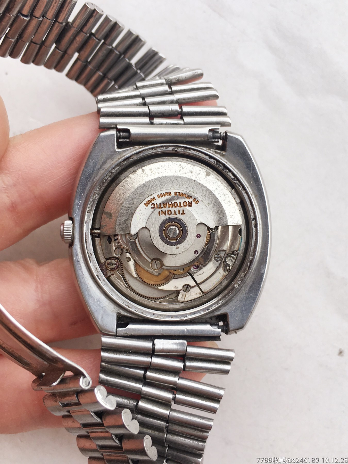 梅花搭瑞士2836机械机芯