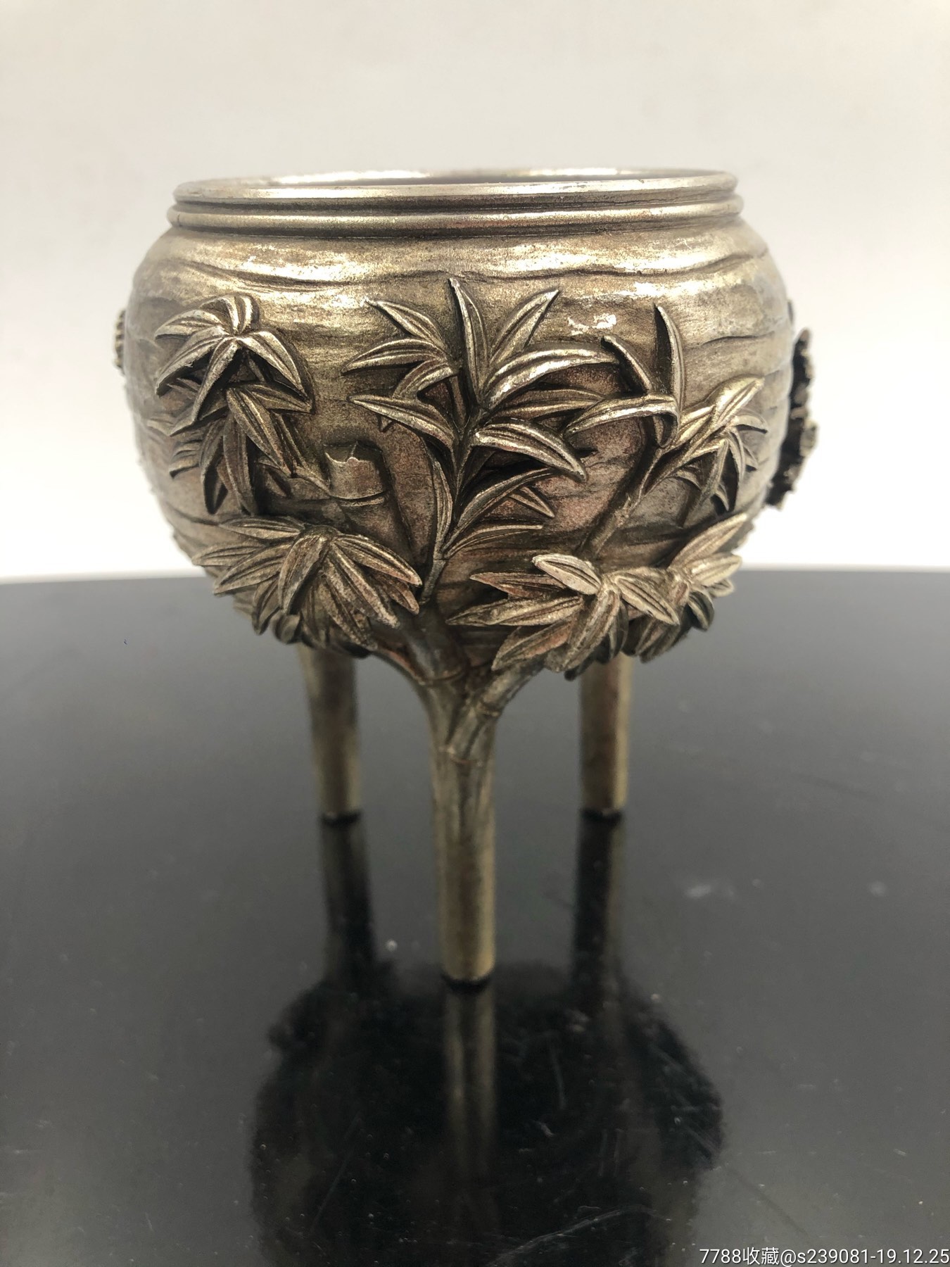 日本回流白铜松竹梅三足香炉_铜炉_第2张_7788铜器收藏