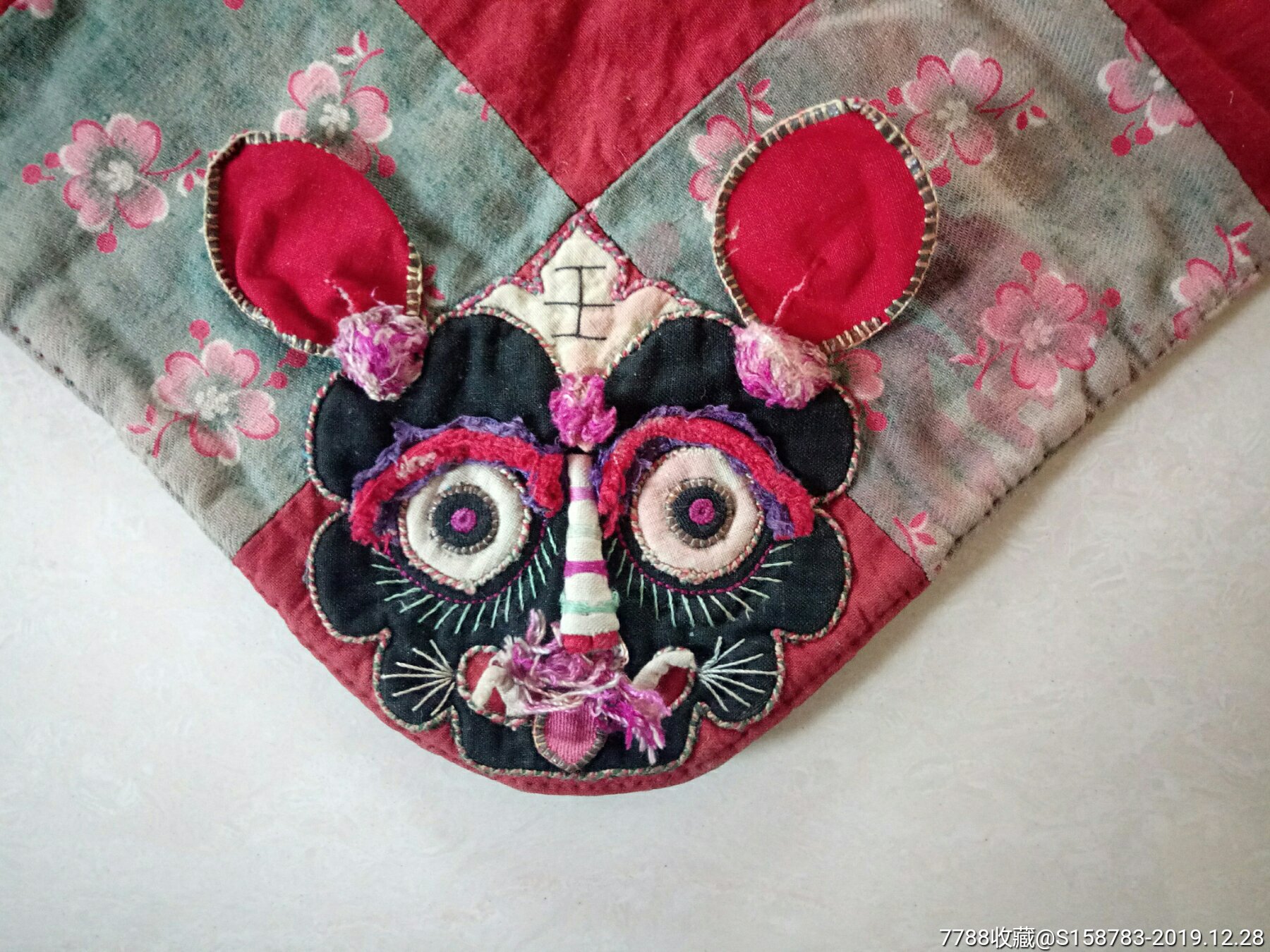 民国孩子虎头肚兜