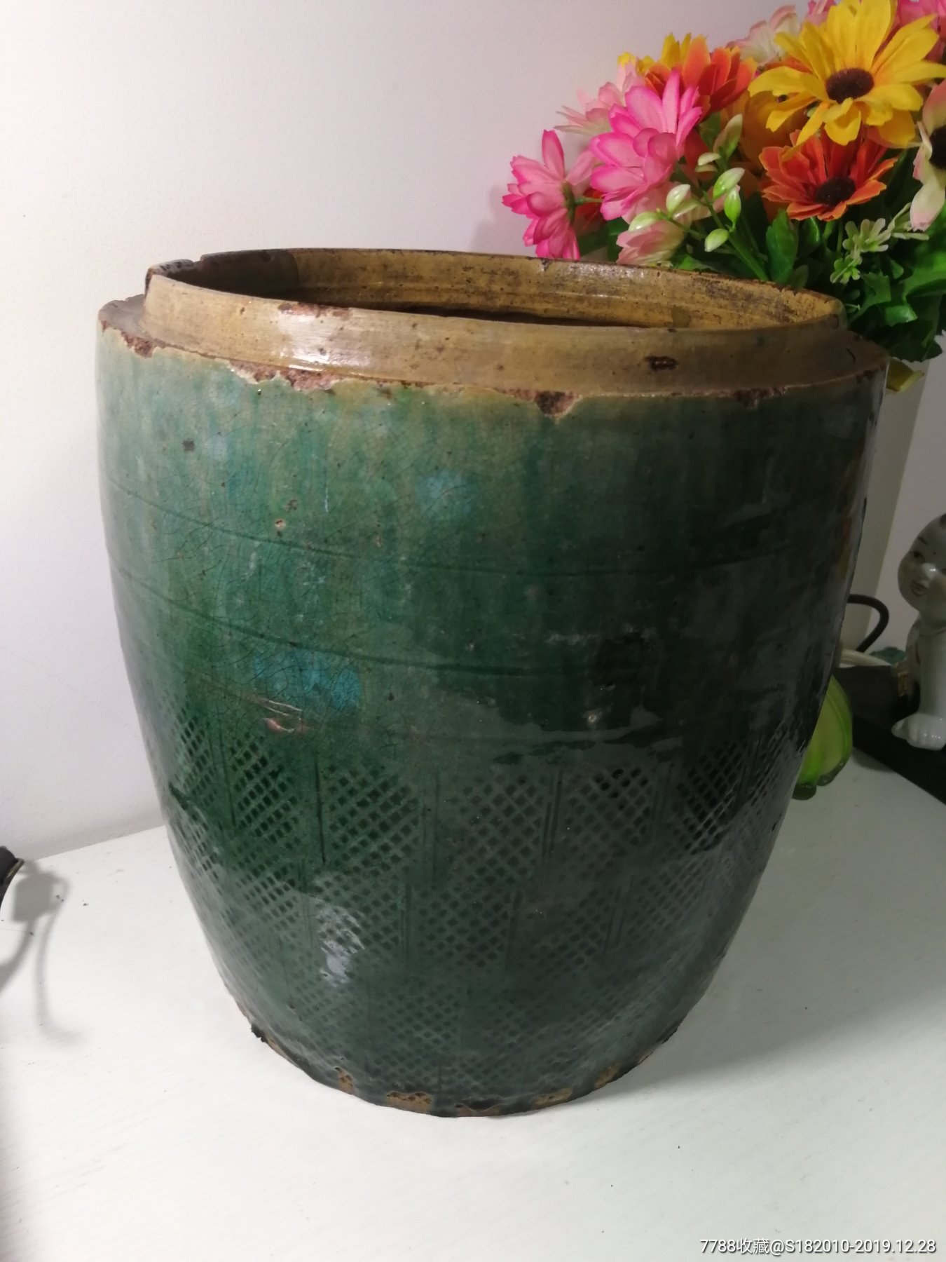 老物件!老石湾绿釉窗棱纹饰小缸!高28口径23公分!除口沿略微使用痕迹!